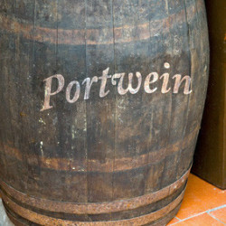 Portugal - DELAFORCE - Roter Portwein